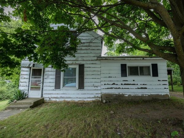 55 Grant Street, Shelby, MI 49455