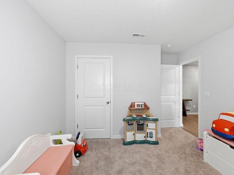 1017 Sherwood Loop, Bellefontaine, OH 43311 Photo 21