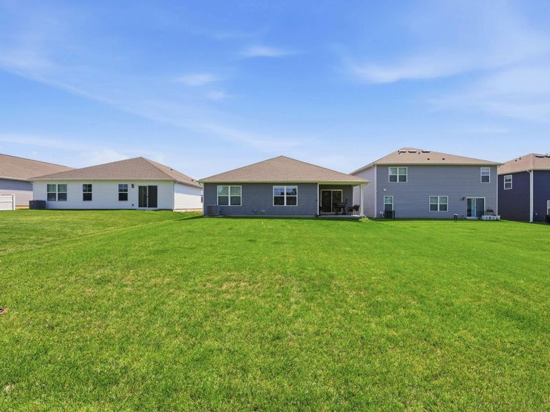 1017 Sherwood Loop, Bellefontaine, OH 43311 Photo 28