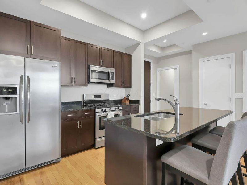 1145 N High Street, Unit 403, Columbus, OH 43201 Photo 13