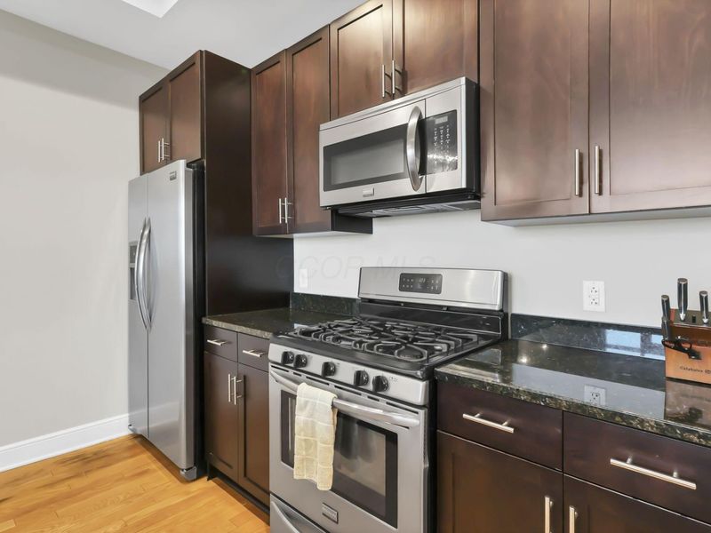 1145 N High Street, Unit 403, Columbus, OH 43201 Photo 16
