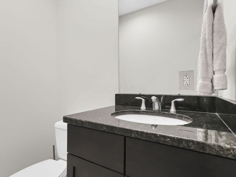 1145 N High Street, Unit 403, Columbus, OH 43201 Photo 23