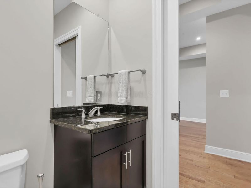 1145 N High Street, Unit 403, Columbus, OH 43201 Photo 24