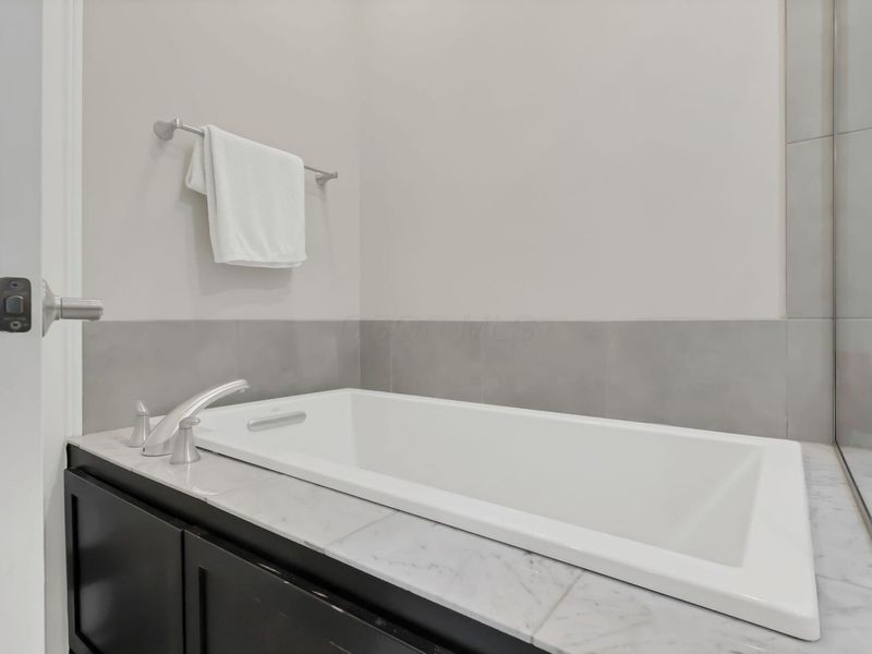 1145 N High Street, Unit 403, Columbus, OH 43201 Photo 27