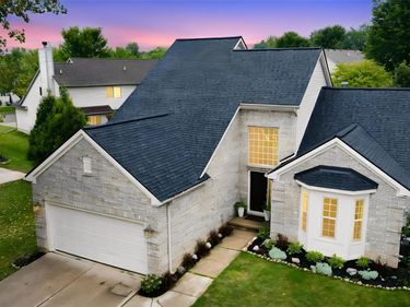 766 Pembroke Drive, Saline, Mi 48176