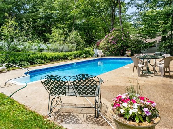 14 Oxner Road, Barnstable, MA 02632