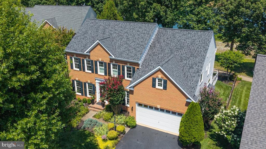 8192 Tillinghast Lane, Gainesville, VA 20155 Main Photo