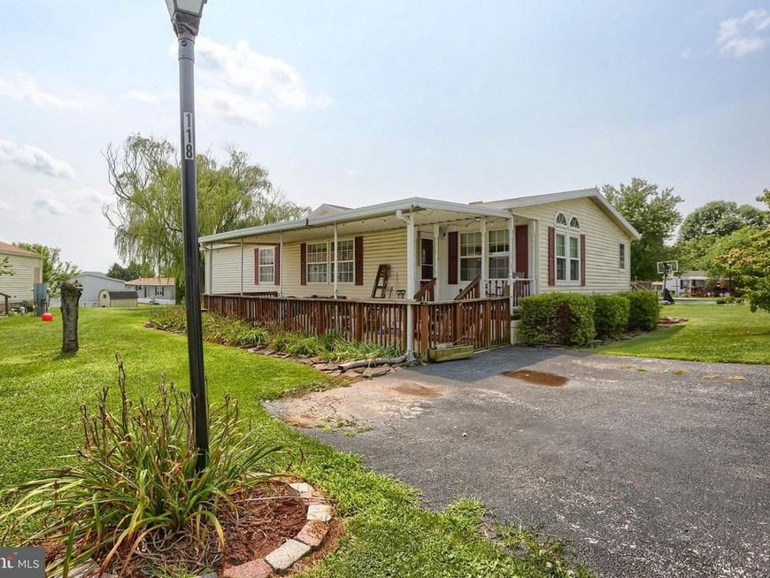118 Honey Locust Circle, Dover, PA 17315 Main Photo