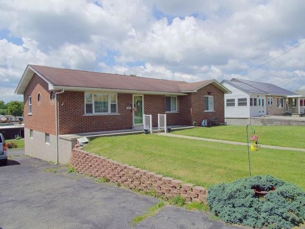 210 Wood Street, BECKLEY, WV 25801