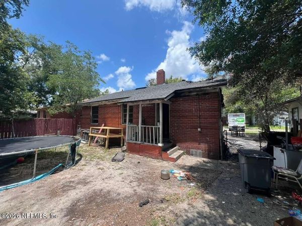 6610 SUNSET Drive, Jacksonville, FL 32208