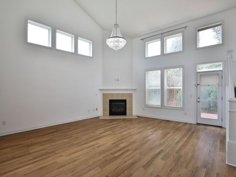 319 Kastlekove Drive , Lewis Center, OH 43035 Photo 12