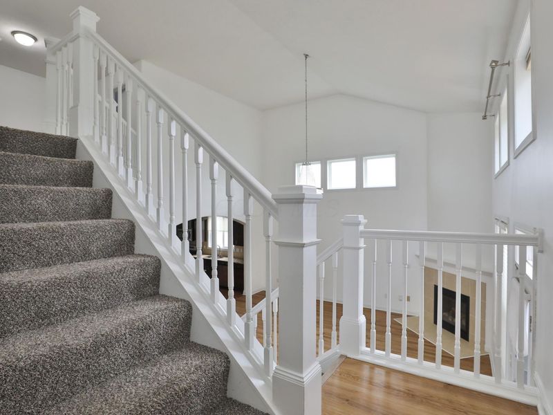 319 Kastlekove Drive , Lewis Center, OH 43035 Photo 18