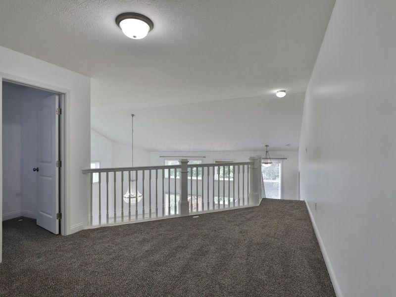 319 Kastlekove Drive , Lewis Center, OH 43035 Photo 25