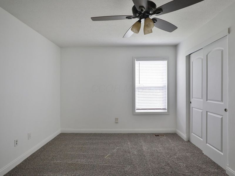 319 Kastlekove Drive , Lewis Center, OH 43035 Photo 27