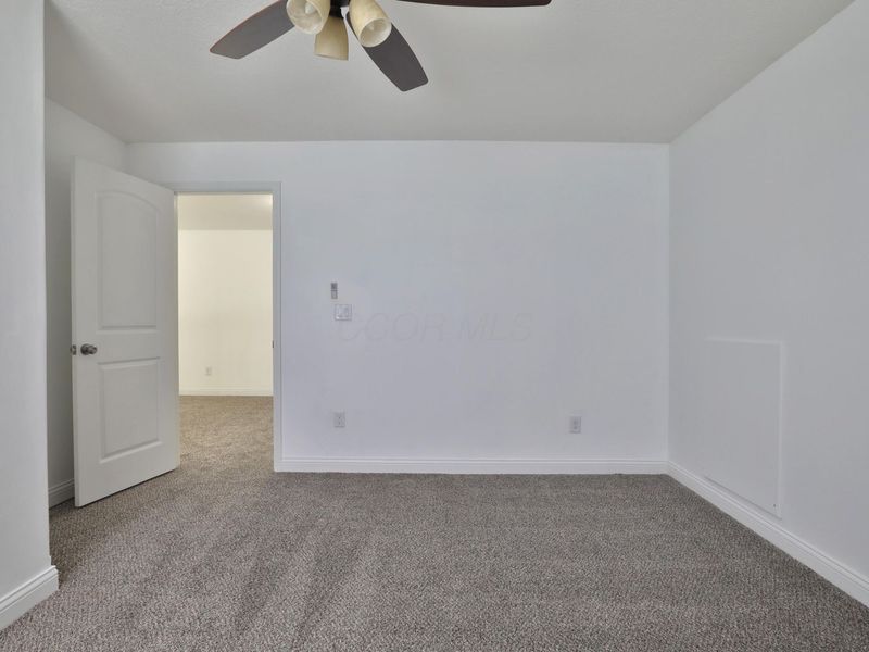 319 Kastlekove Drive , Lewis Center, OH 43035 Photo 28