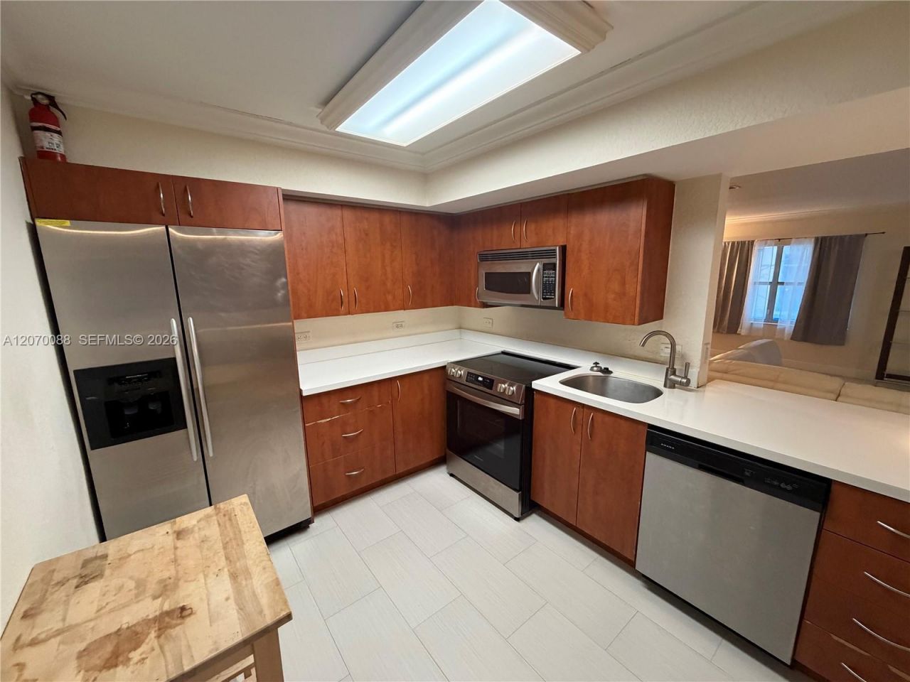 2640 NE 135th St , Unit 202, North Miami, FL 33181 Photo