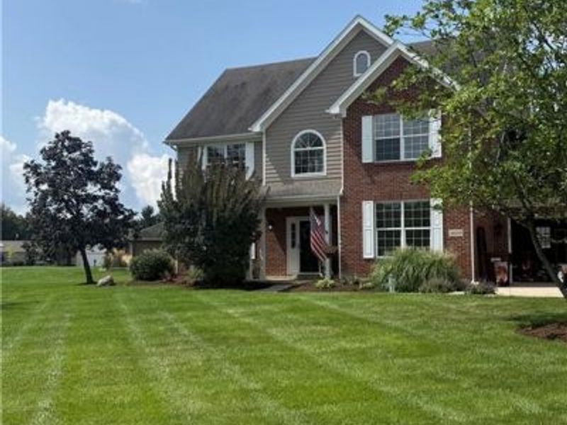 1600 Sunnington Grove Drive, Dayton, OH 45458 Photo 1