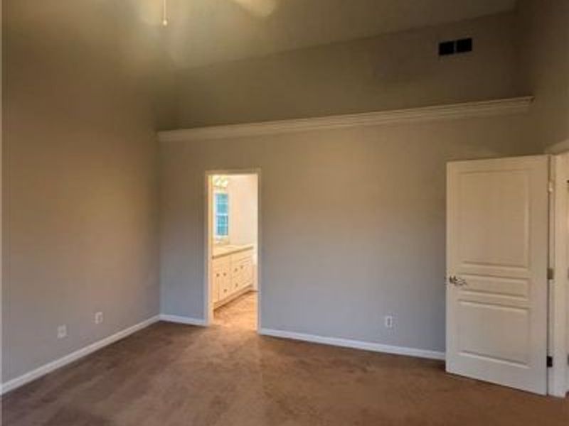1600 Sunnington Grove Drive, Dayton, OH 45458 Photo 10