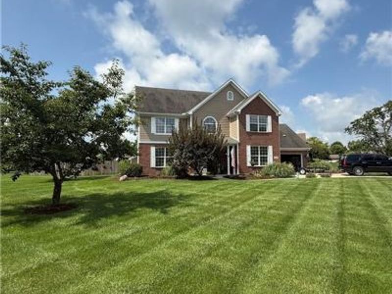 1600 Sunnington Grove Drive, Dayton, OH 45458 Photo 2