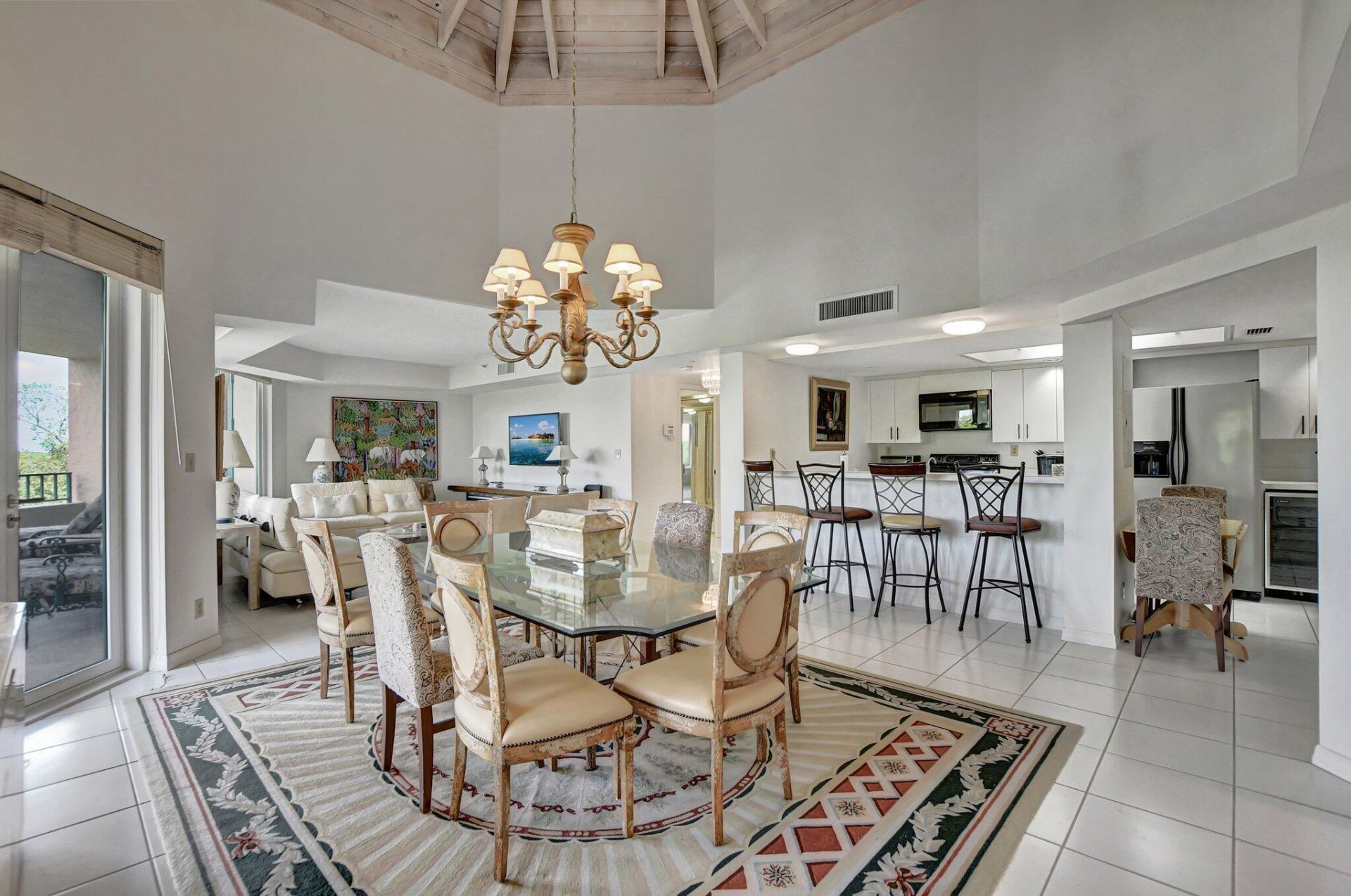 100 SE 5th Avenue, Unit 504, Boca Raton, FL 33432 Photo
