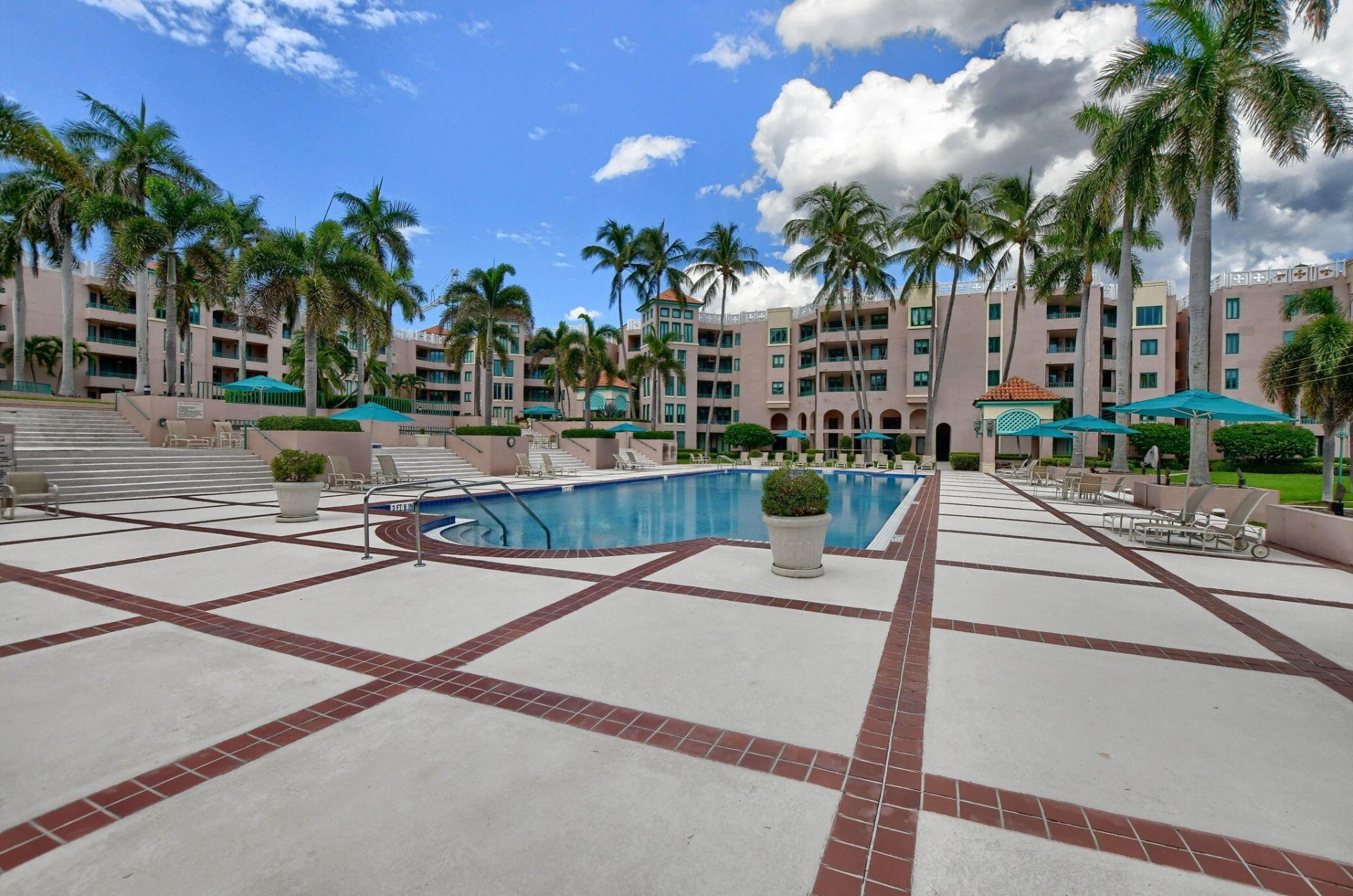 100 SE 5th Avenue, Unit 504, Boca Raton, FL 33432 Photo