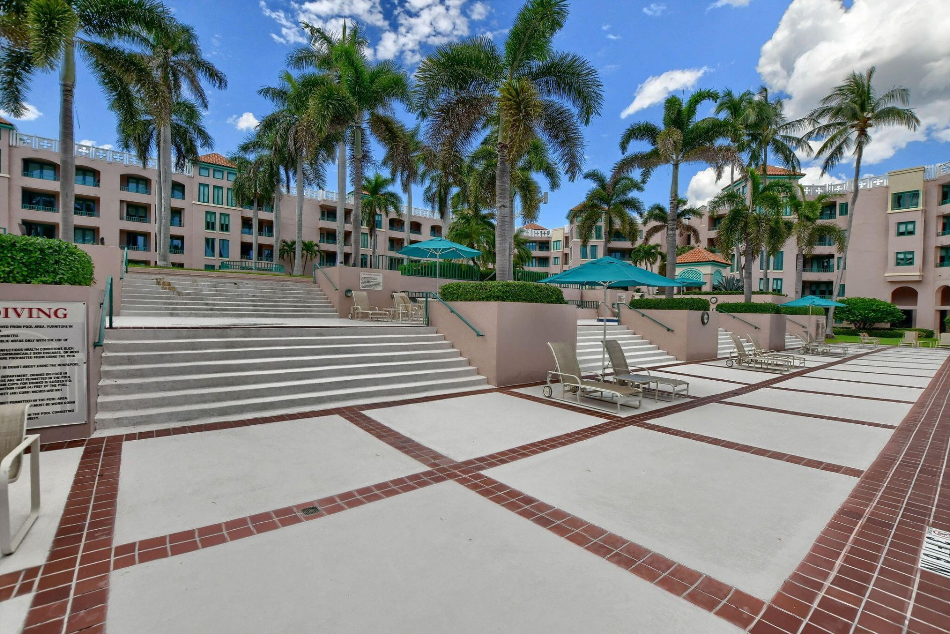 100 SE 5th Avenue, Unit 504, Boca Raton, FL 33432 Photo