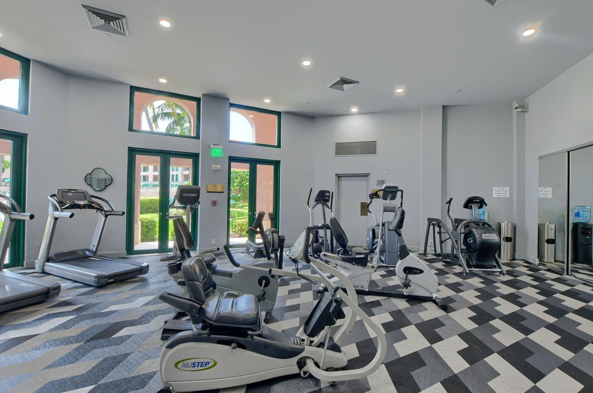 100 SE 5th Avenue, Unit 504, Boca Raton, FL 33432 Photo