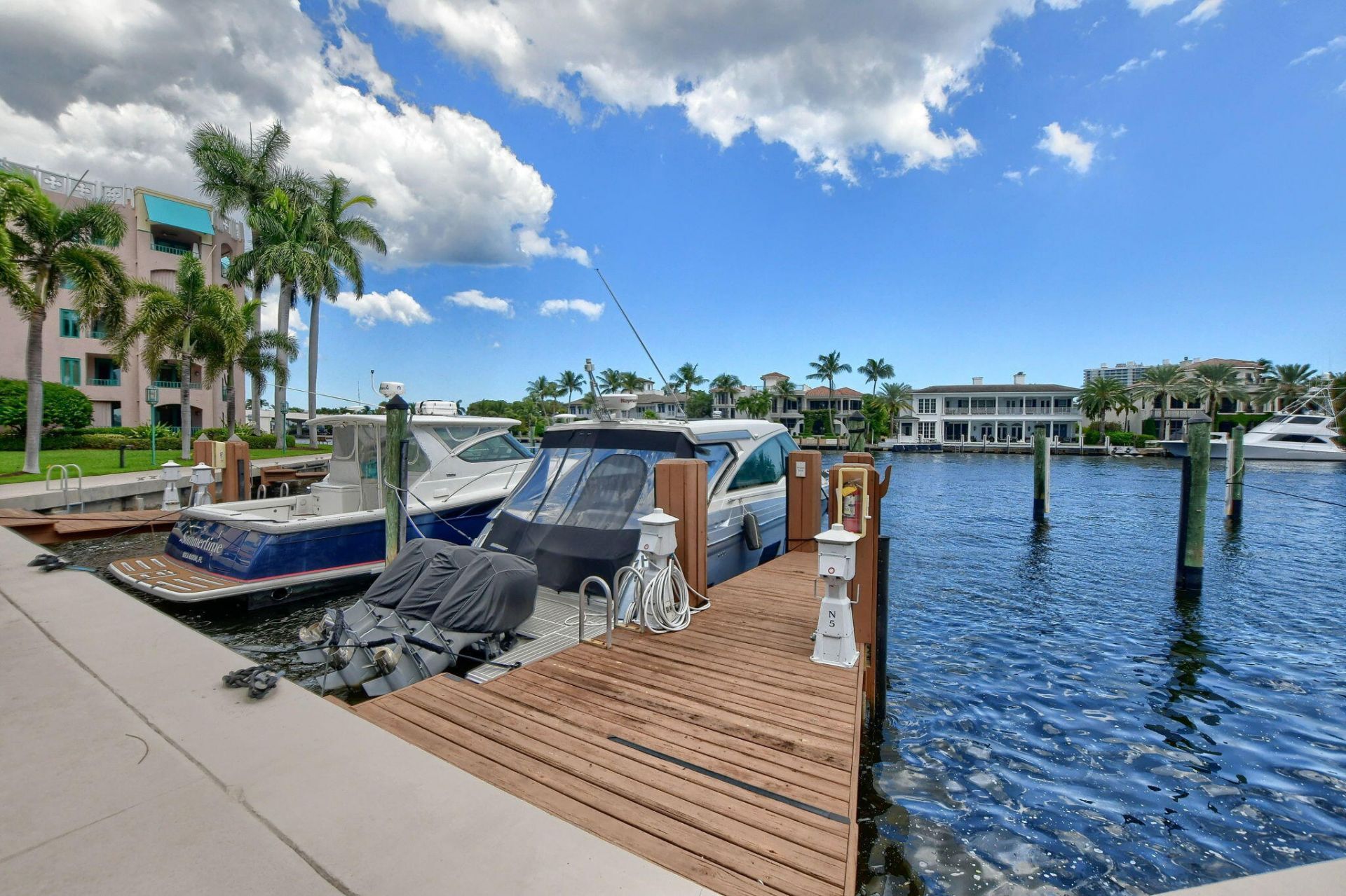 100 SE 5th Avenue, Unit 504, Boca Raton, FL 33432 Photo
