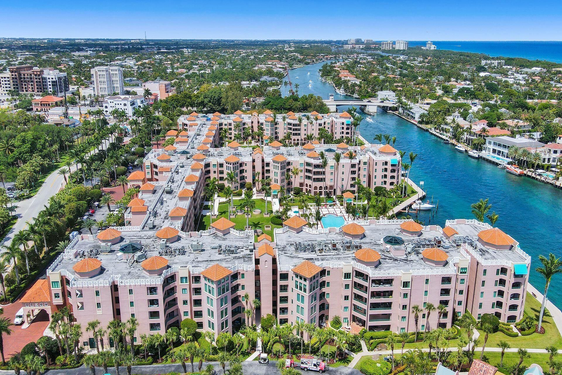 100 SE 5th Avenue, Unit 504, Boca Raton, FL 33432 Photo