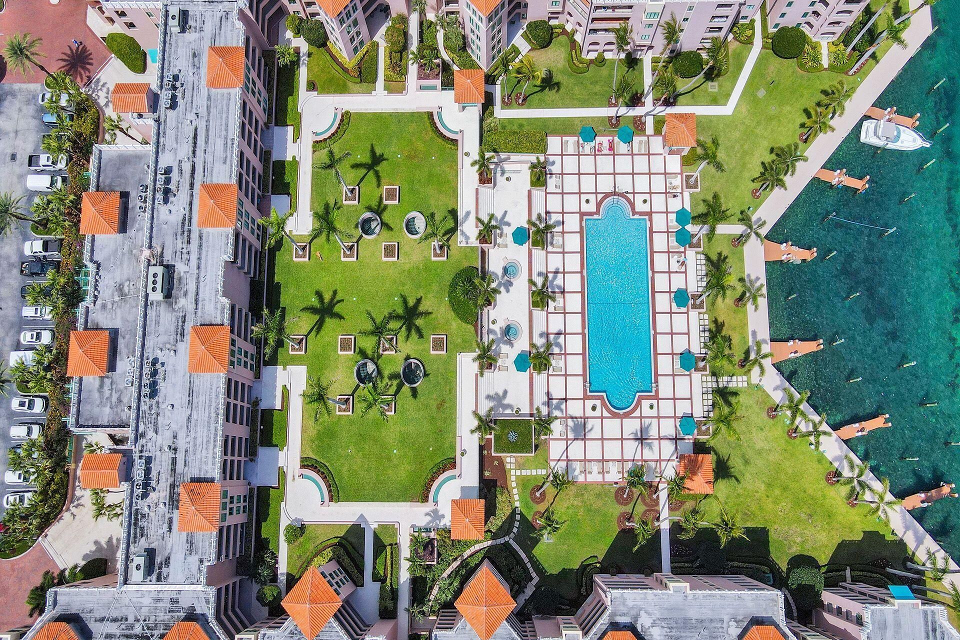 100 SE 5th Avenue, Unit 504, Boca Raton, FL 33432 Photo