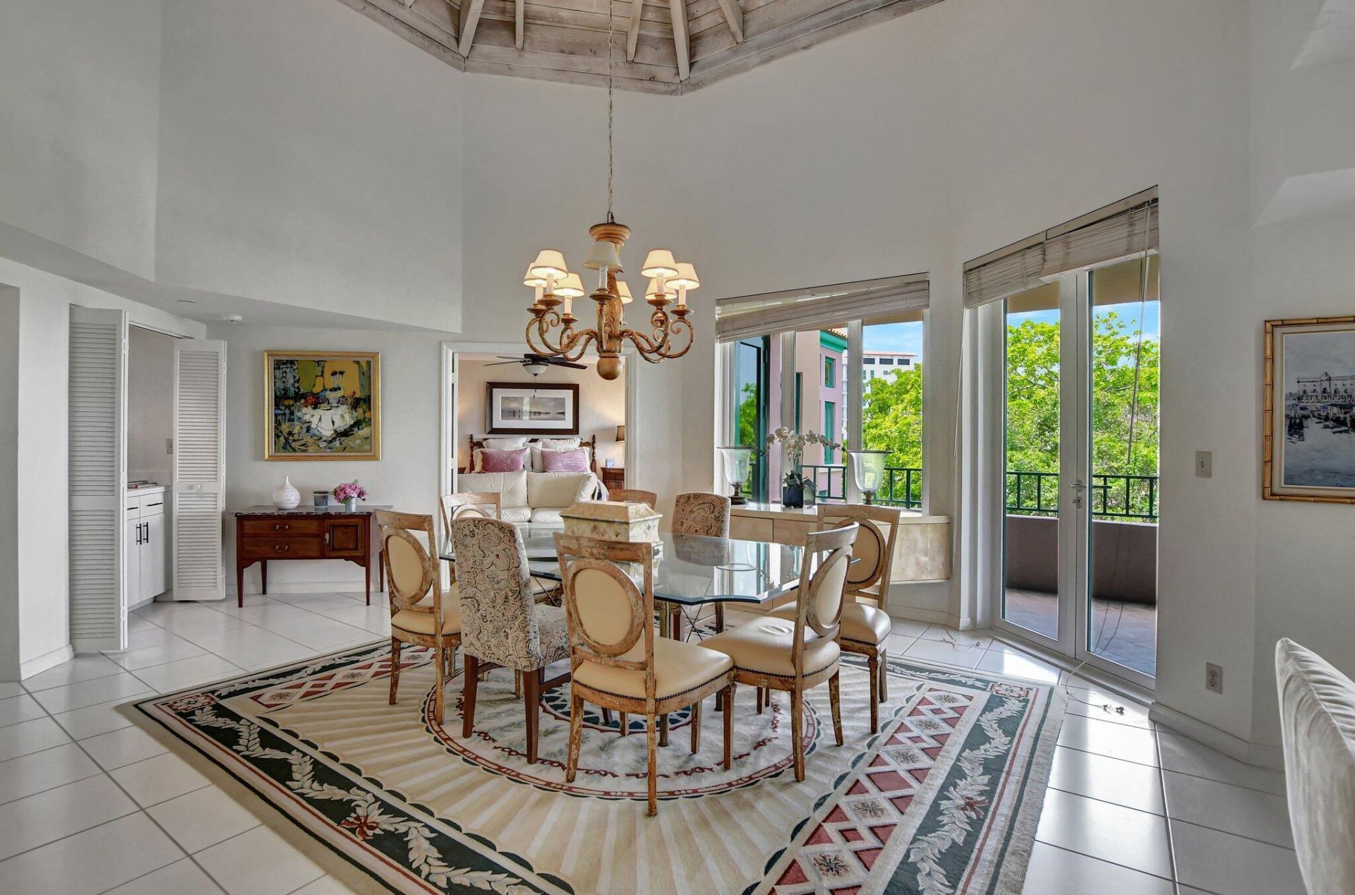 100 SE 5th Avenue, Unit 504, Boca Raton, FL 33432 Photo