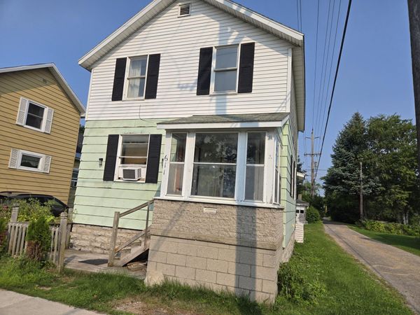 611 Commercial Street, Alpena, MI 49707