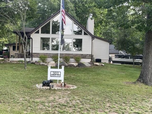 301 Pebble Avenue, Roscommon, MI 48653