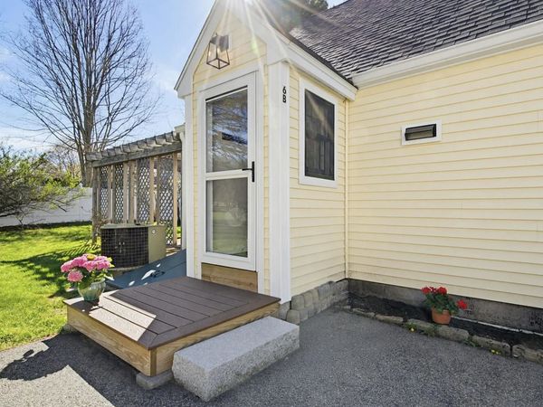 6-B Fifield Lane, Stratham, NH 03885