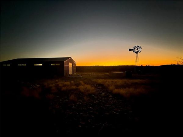 21103 U.S. 377 34 , Rocksprings, TX 78880