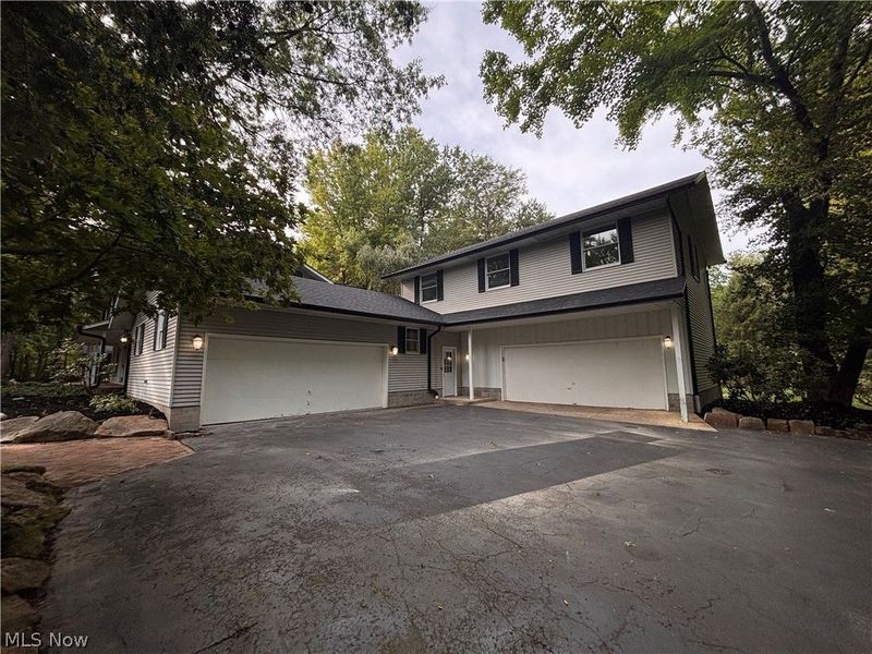 5683 Chestnut Ridge Road, Hubbard, OH 44425 Photo 3