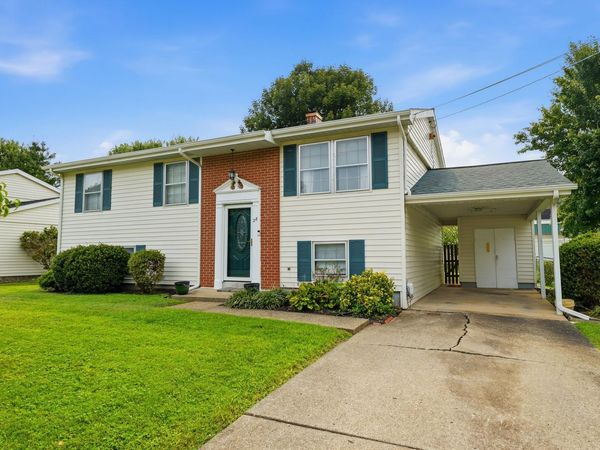 28 Nedra Drive, Barboursville, WV 25504