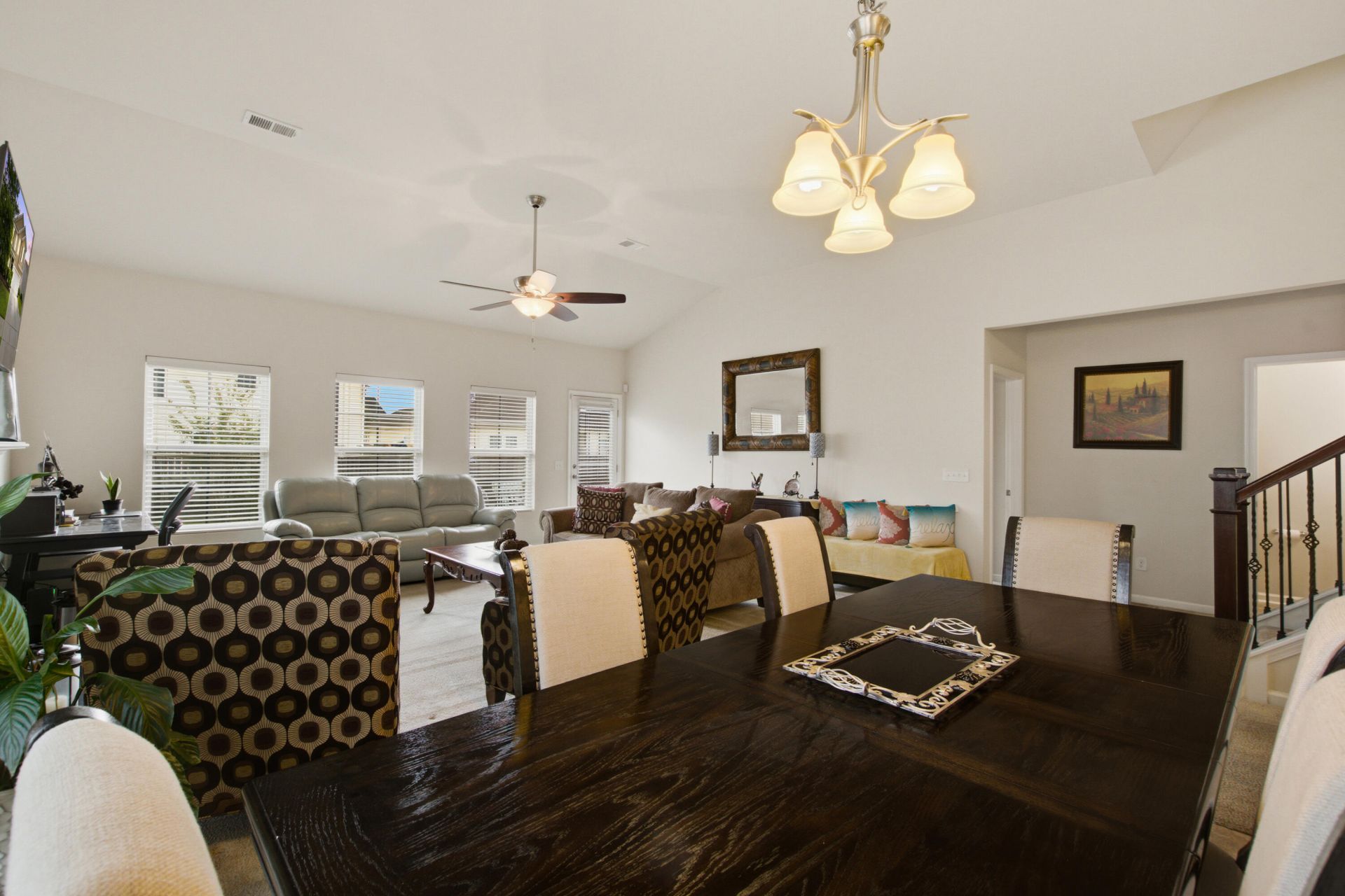 613 Zinnia Drive Photo 21