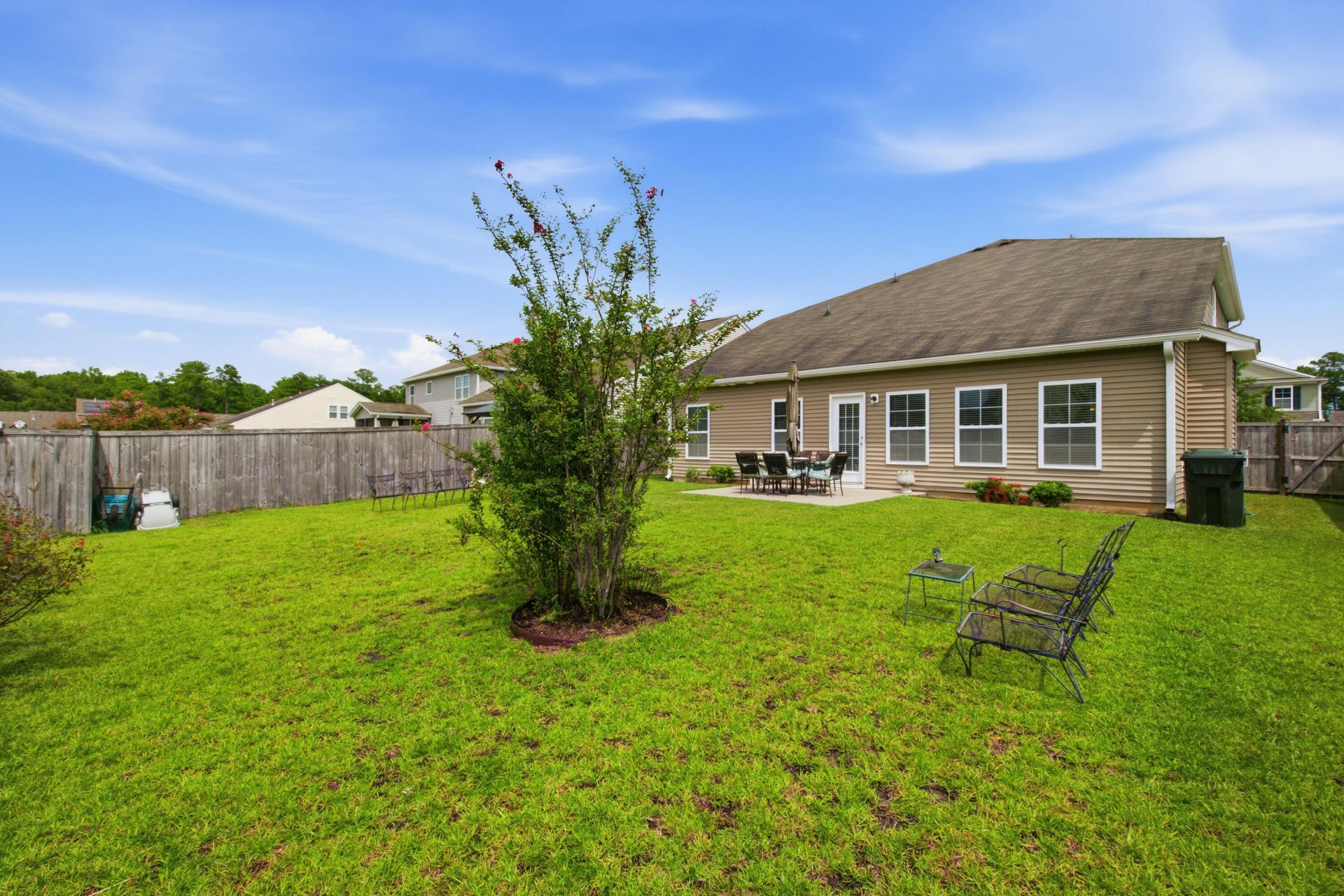 613 Zinnia Drive Photo 43
