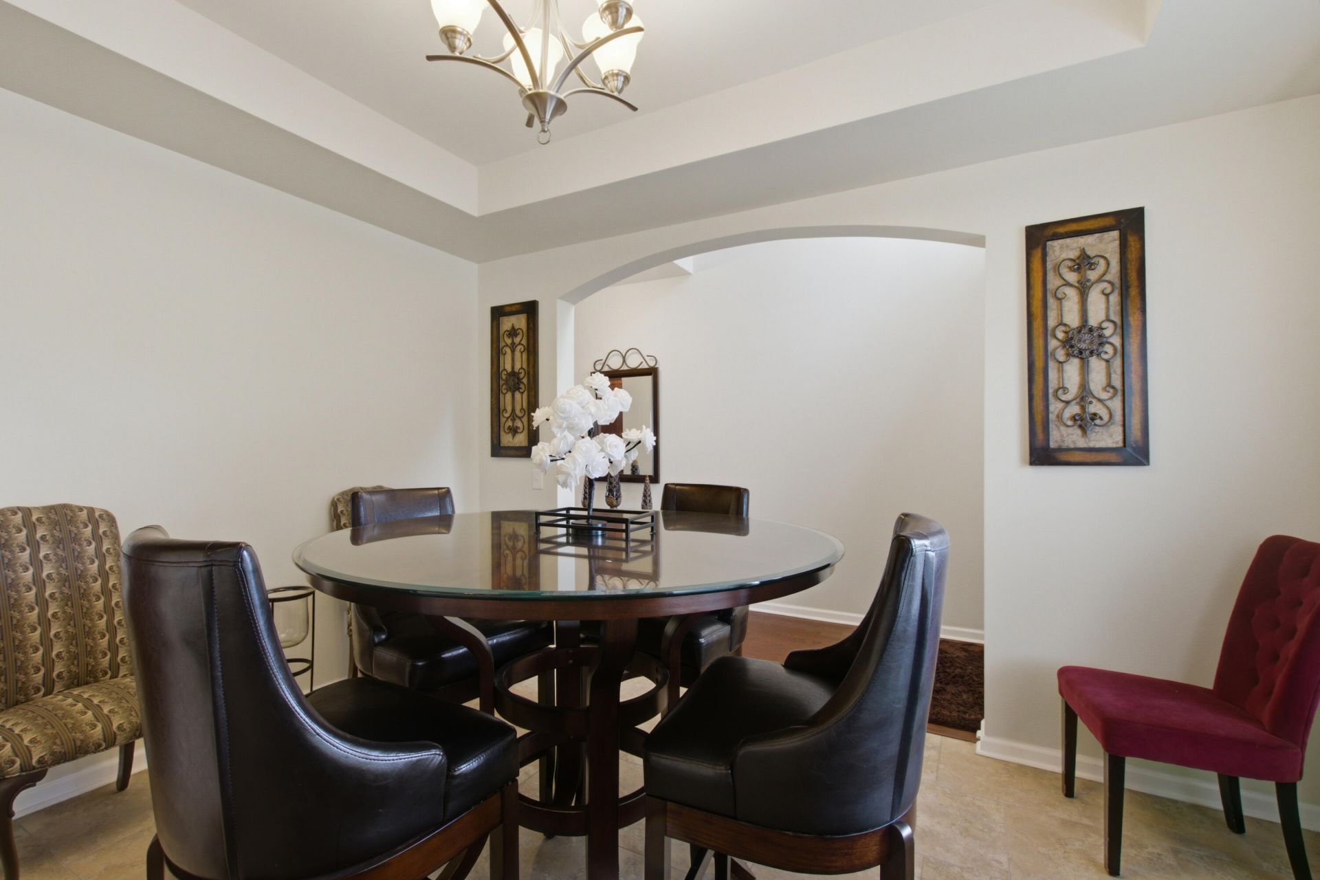 613 Zinnia Drive Photo 9