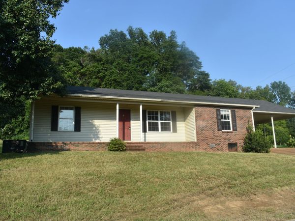 168 Cumberland Cove Dr , Carthage, TN 37030