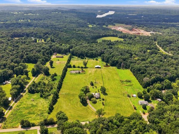 1150 Canoe Branch Rd , Lebanon, TN 37087