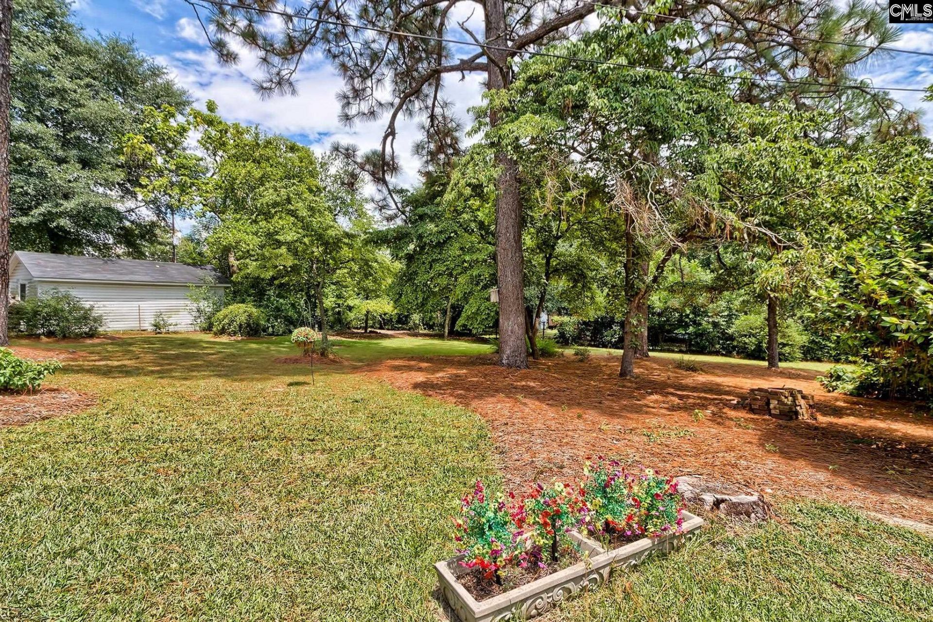 6400 Oakfield Road Photo 4