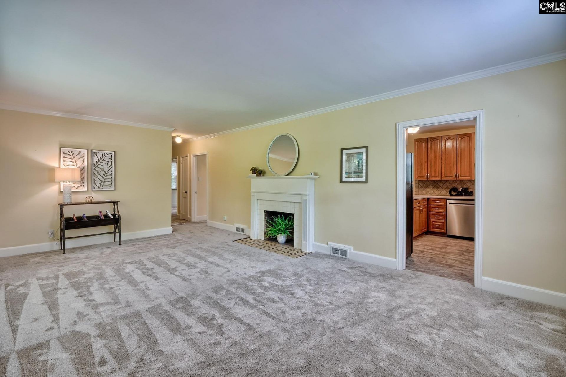 6400 Oakfield Road Photo 8