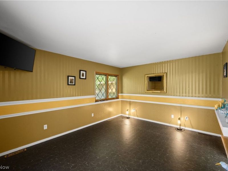 609 Thomas Street, Belpre, OH 45714 Photo 16