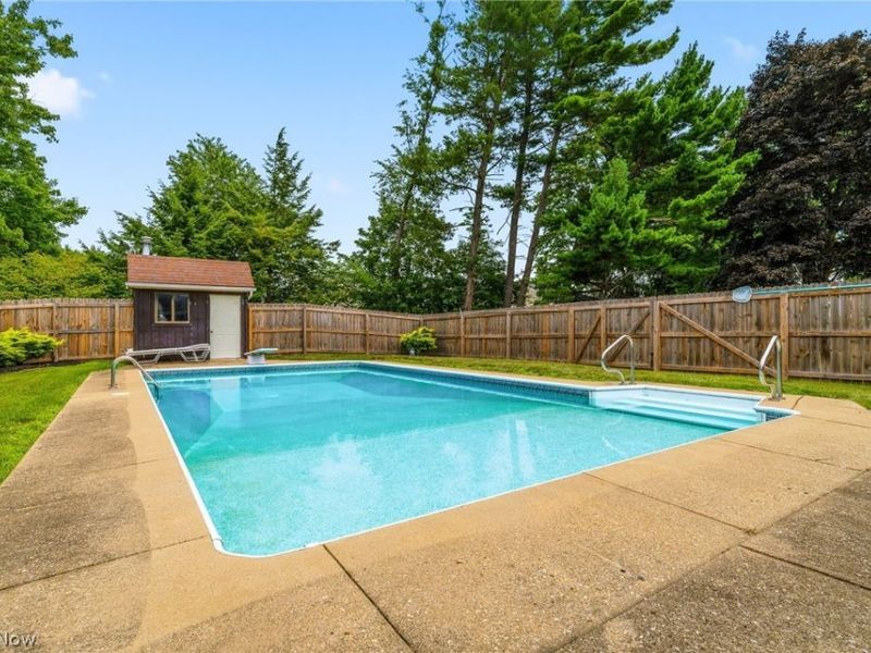 2812 Roanoke Street NW, Massillon, OH 44646 Photo 3