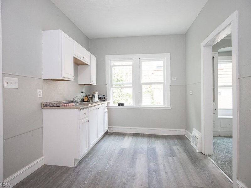 1000 Eddy Road, Cleveland, OH 44108 Photo 10
