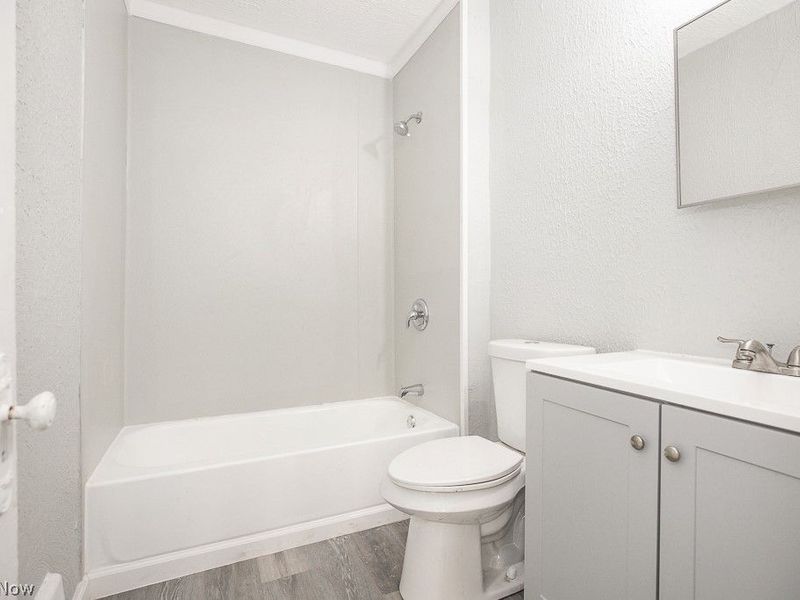 1000 Eddy Road, Cleveland, OH 44108 Photo 12