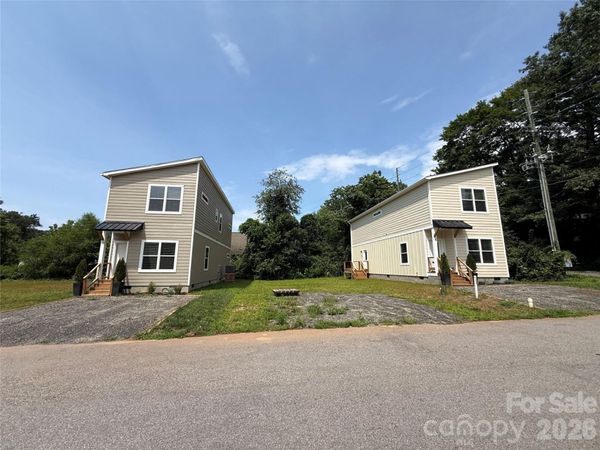 4 & 10 Wyndom Lane, Asheville, NC 28805