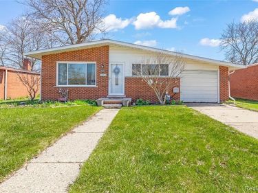 8138 Hillcrest Boulevard, Westland, Mi 48185
